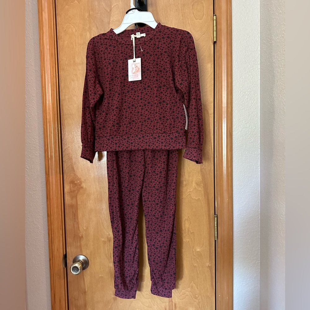Jessica Simpson burgundy wine  star polka dot lounger 2 piece set
